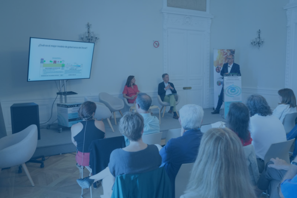 Canarias apuesta por una gestión del litoral adaptada a la realidad insular y traslada al debate estatal en Euskadi